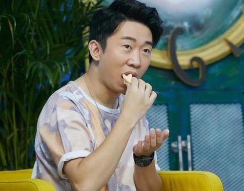 娱乐吃瓜猫杨迪,娱乐吃瓜猫的趣味人生