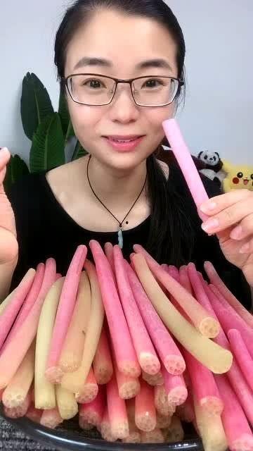 娱乐吃瓜酱吸管