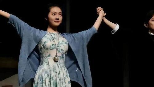 娱乐吃瓜君刘亦菲是谁,娱乐吃瓜界的璀璨明星